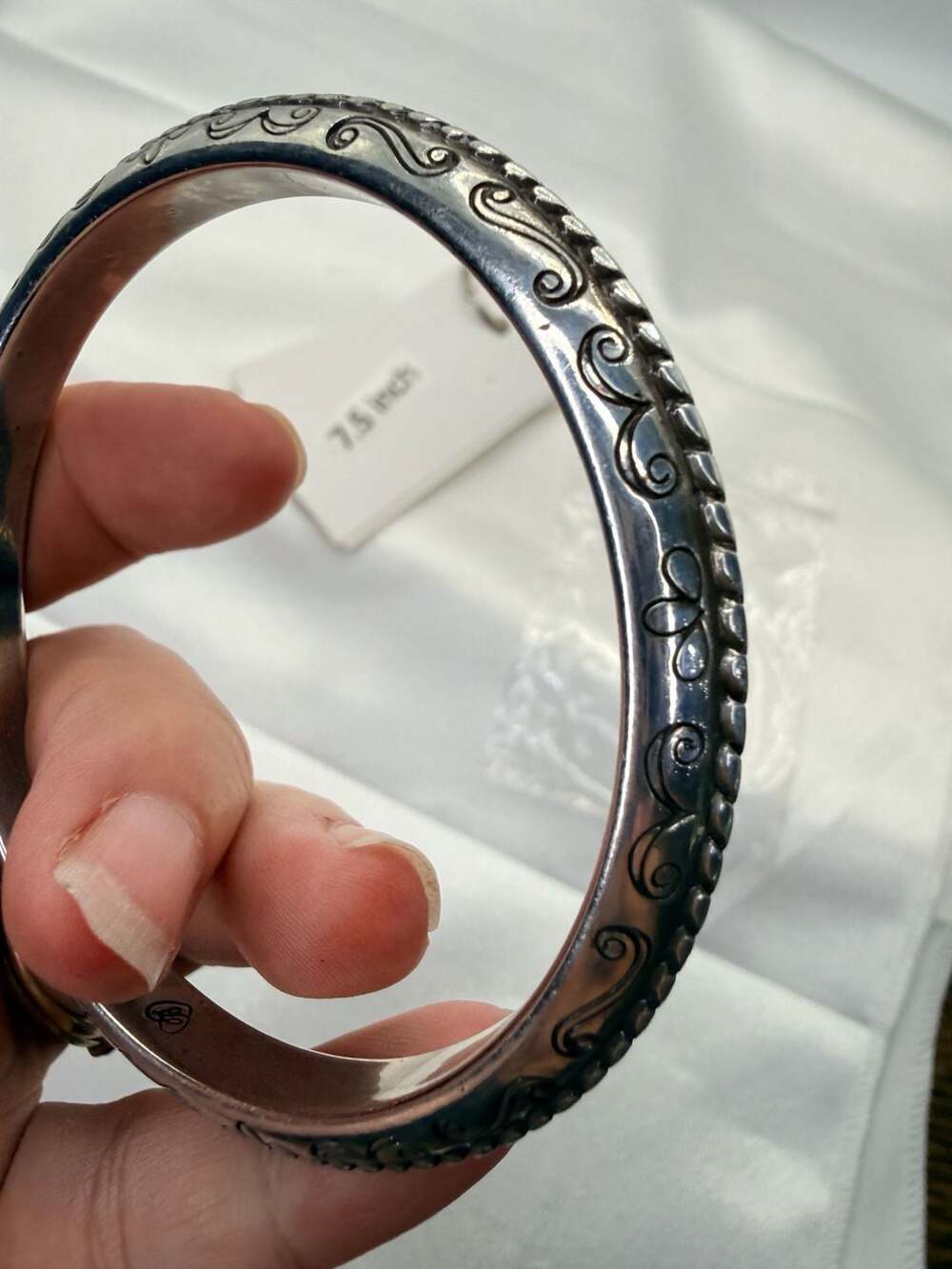 Brighton Filigree Etched Silver Bangle Bracelet 7.5